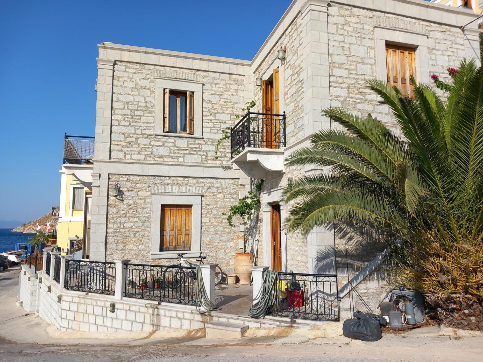 Petalo House Daire Simi Dış mekan fotoğraf